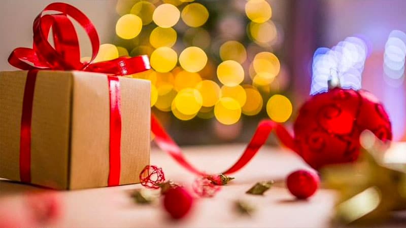 Julklapp Fyll garderoben - 5 julklappstips för männen i ditt liv!